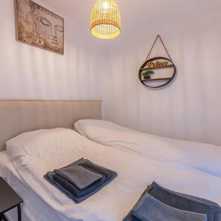 Cabacum Paradise 1 On The Seashore * فارنا